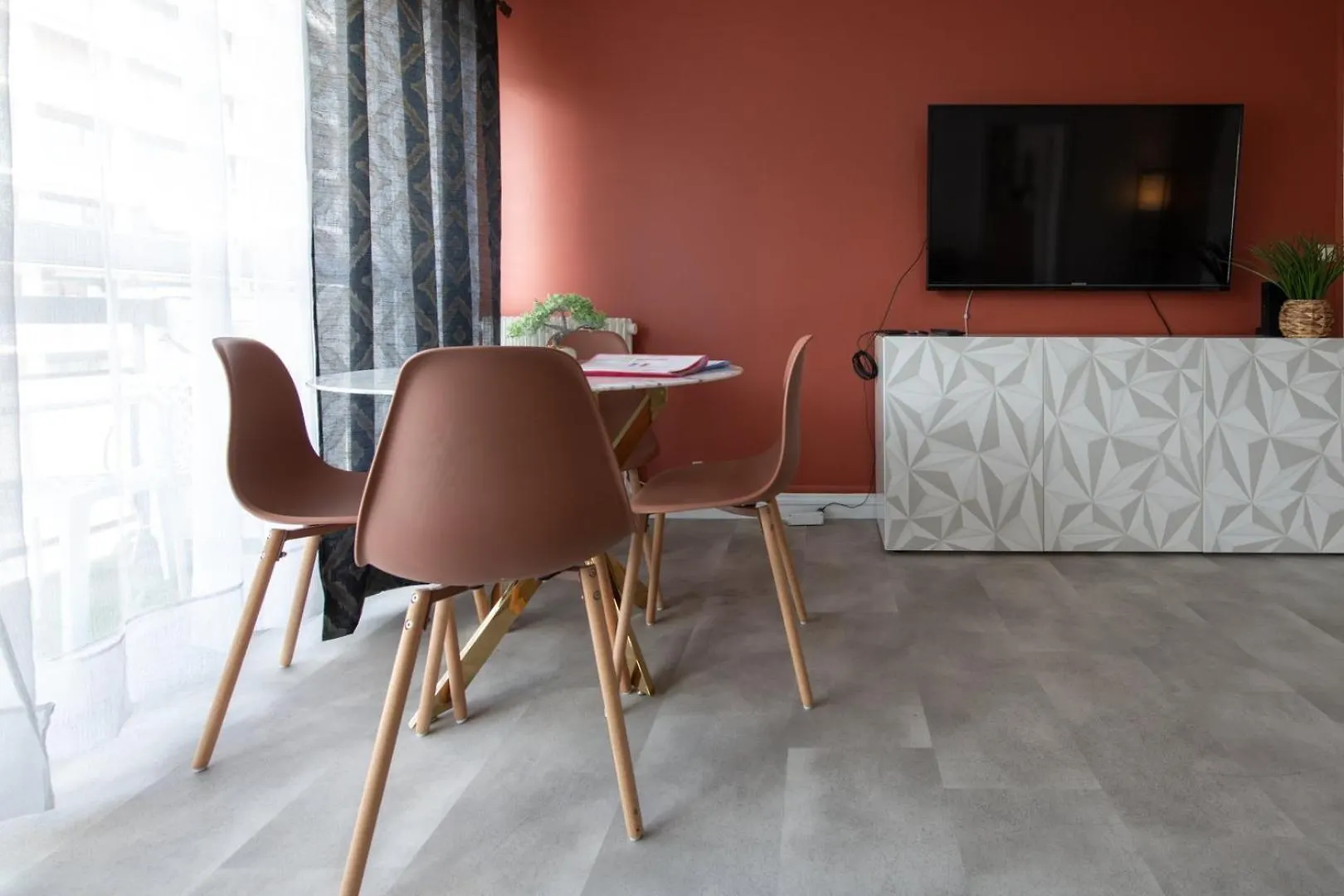 Le 27 - Appartement 3*** Cosy A Lyon Parking フランス