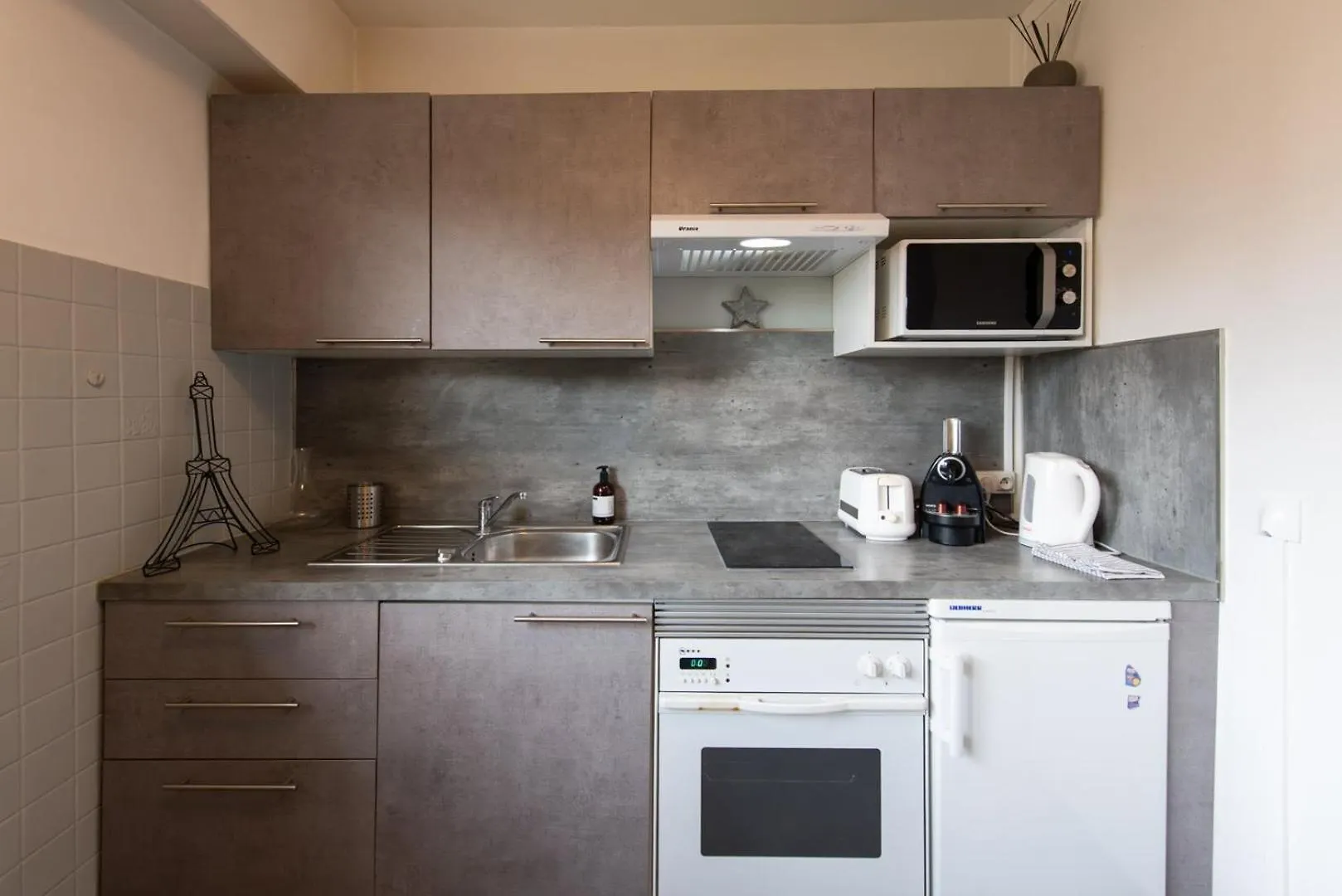 Le 27 - Appartement 3*** Cosy A Lyon Parking Γαλλία